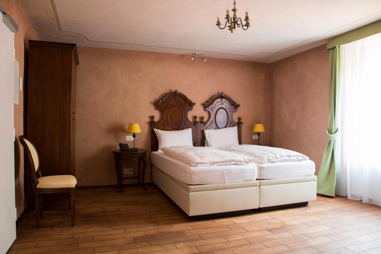Boutique & Business Hotel La Tureta จูเบียสโก ภายนอก รูปภาพ