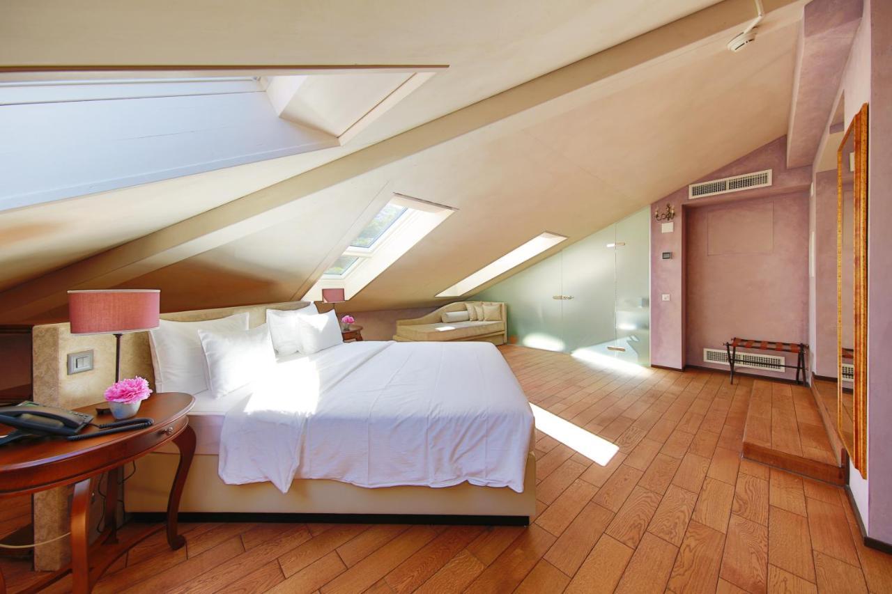 Boutique & Business Hotel La Tureta จูเบียสโก ภายนอก รูปภาพ